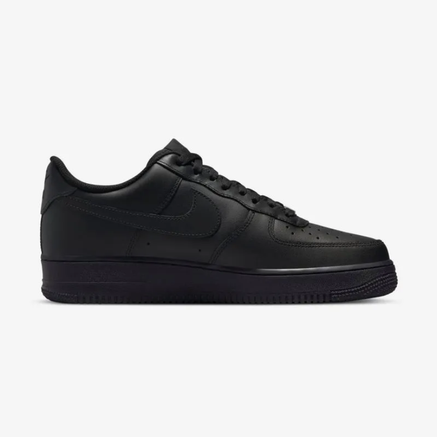 1.1 NIKE Air Force One