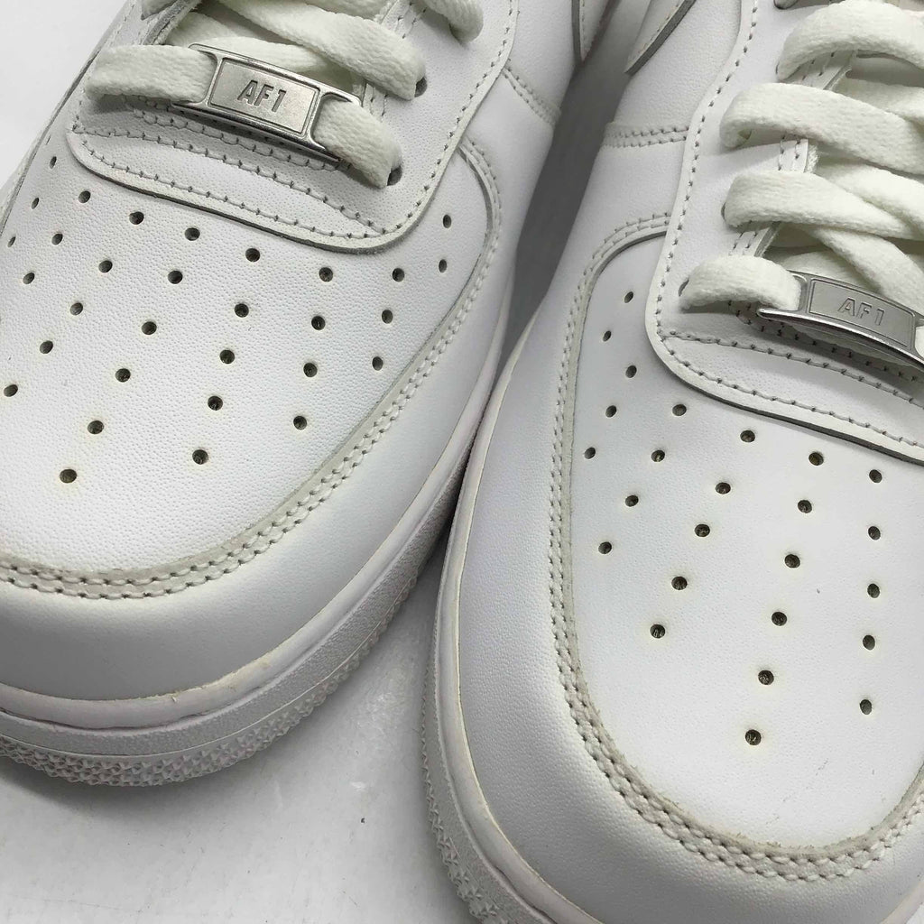1.1 NIKE Air Force One
