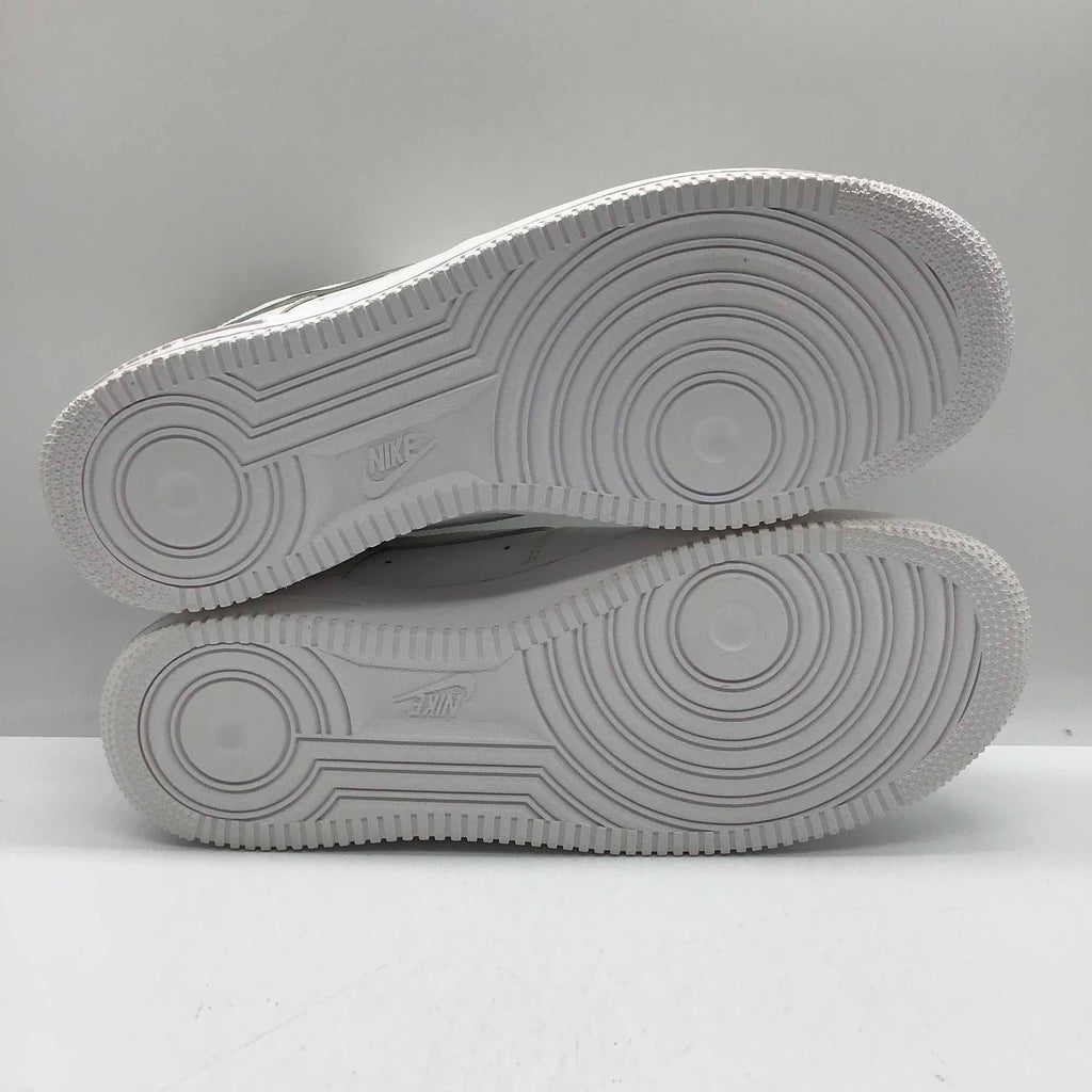 1.1 NIKE Air Force One